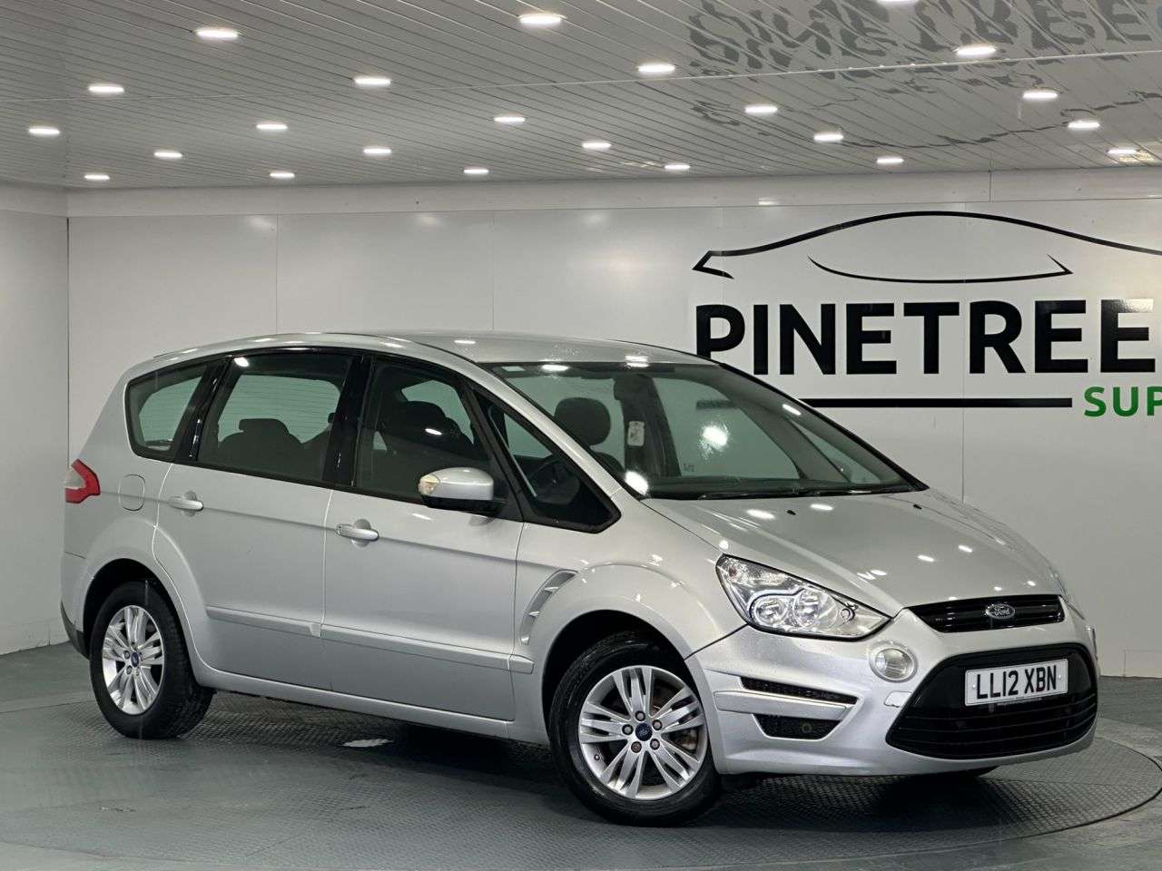 A 2012 FORD S-MAX ZETEC A 2012 FORD S-MAX ZETEC