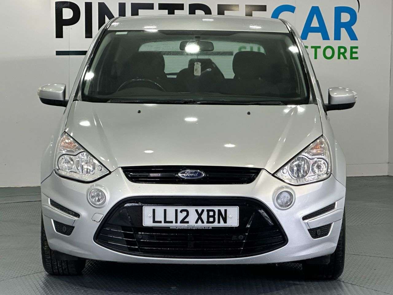 A 2012 FORD S-MAX ZETEC A 2012 FORD S-MAX ZETEC