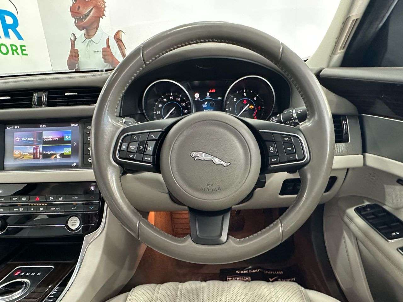 2017 JAGUAR XF 2017 JAGUAR XF