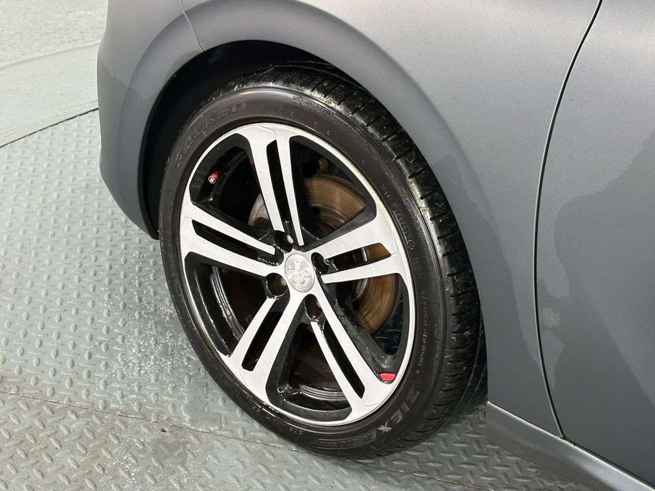 2016 PEUGEOT 208 2016 PEUGEOT 208