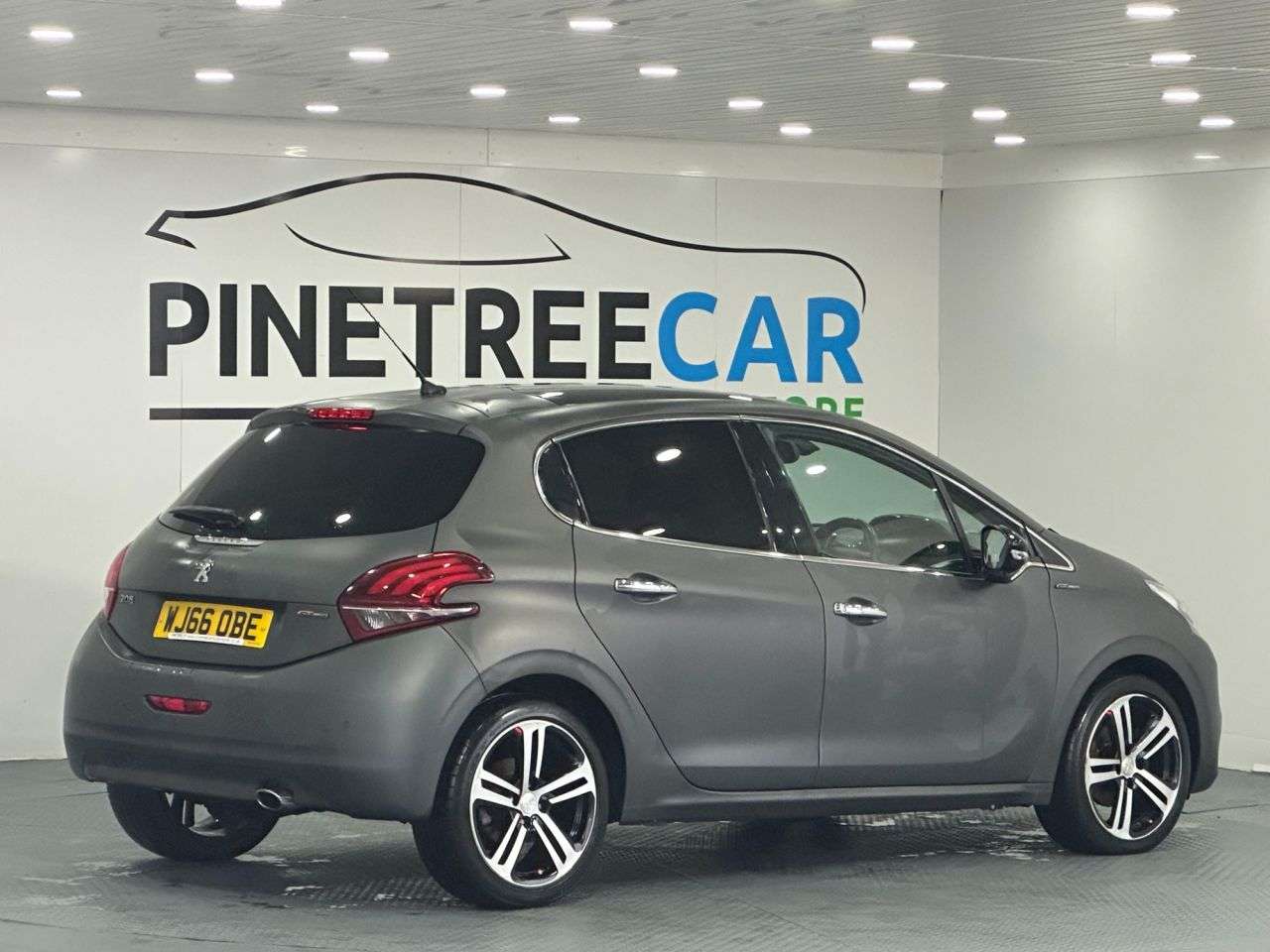 2016 PEUGEOT 208 2016 PEUGEOT 208
