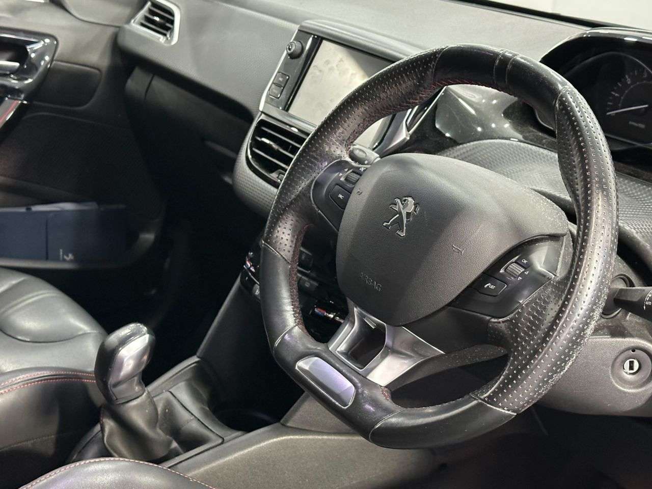 2016 PEUGEOT 208 2016 PEUGEOT 208