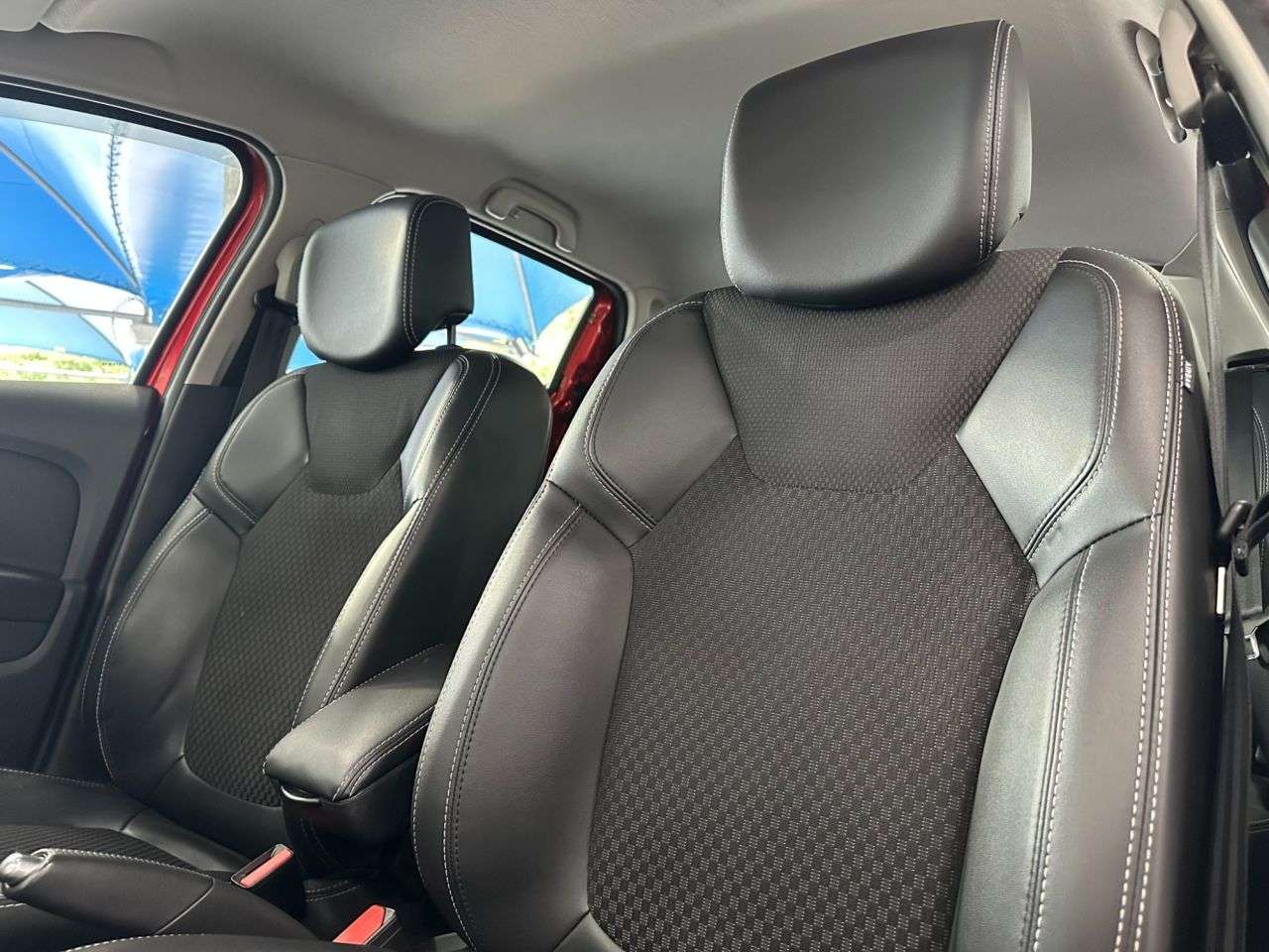 2017 RENAULT CLIO 2017 RENAULT CLIO