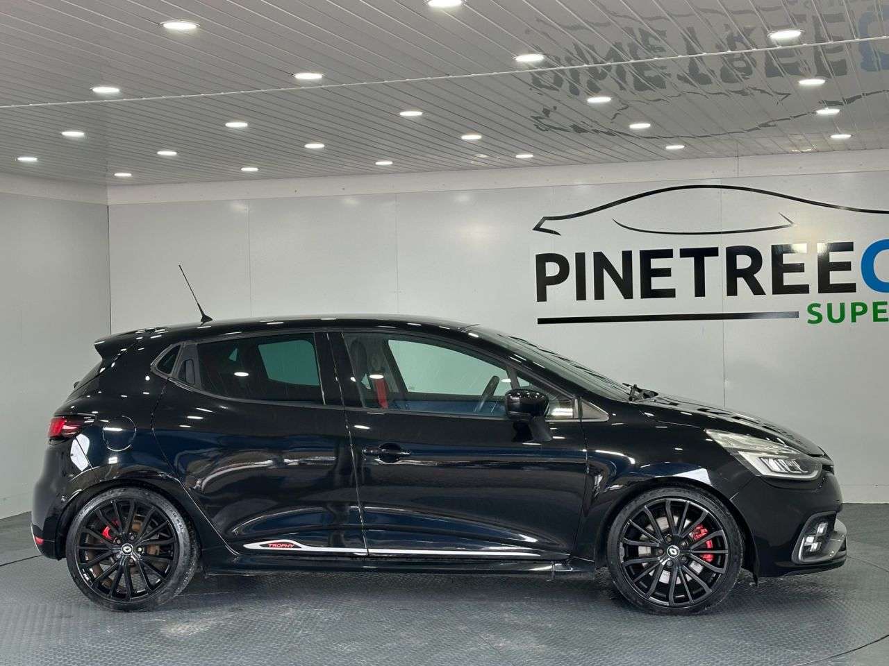 2016 RENAULT CLIO 2016 RENAULT CLIO