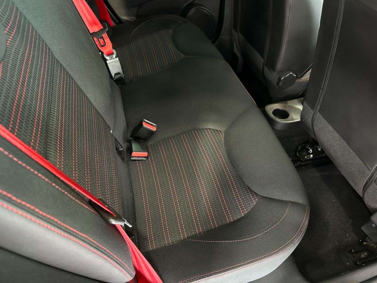 2016 RENAULT CLIO 2016 RENAULT CLIO