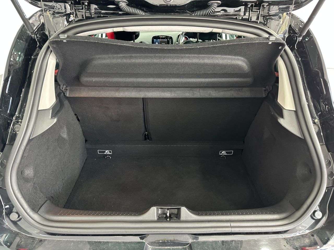 2016 RENAULT CLIO 2016 RENAULT CLIO