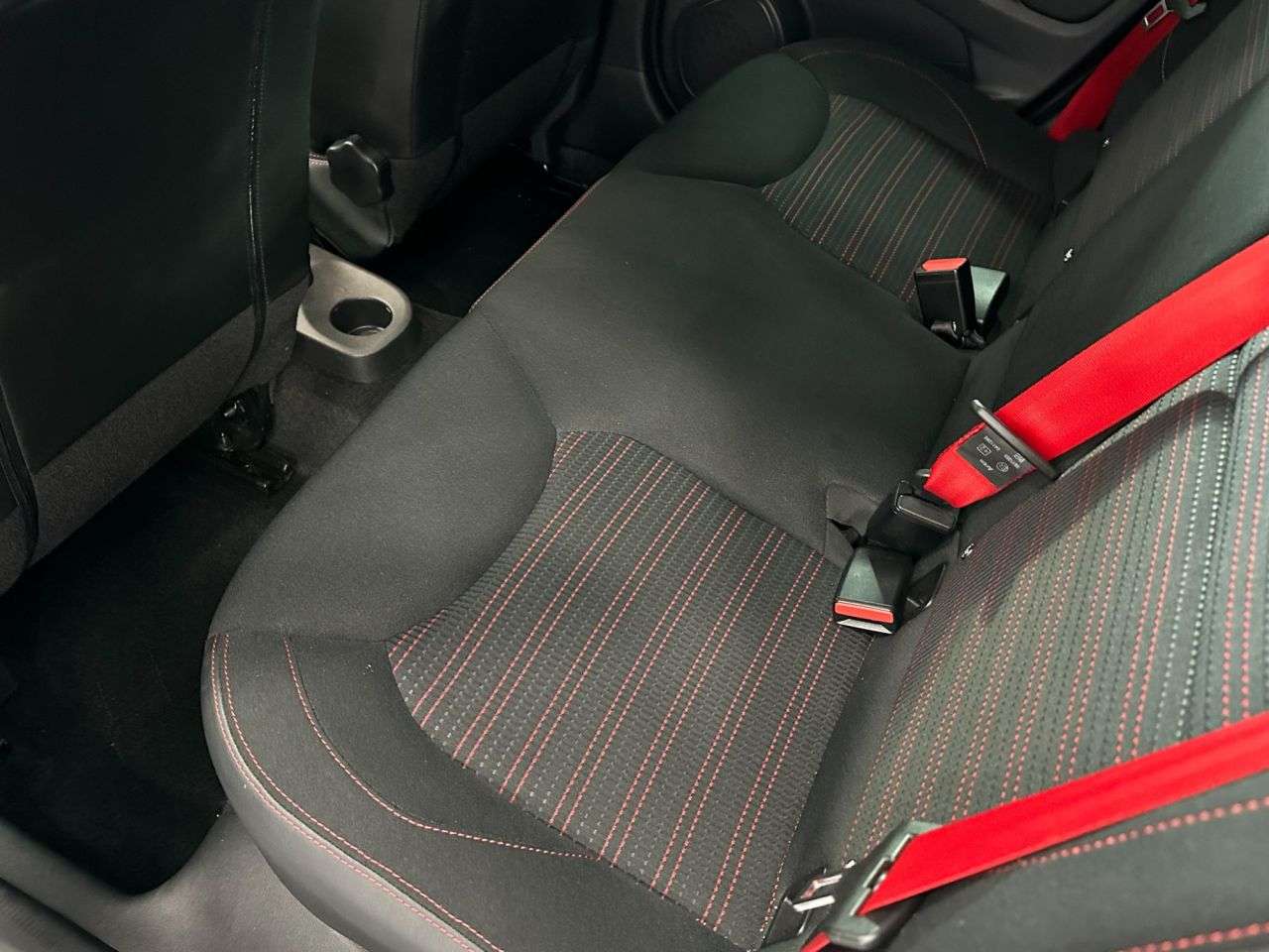 2016 RENAULT CLIO 2016 RENAULT CLIO