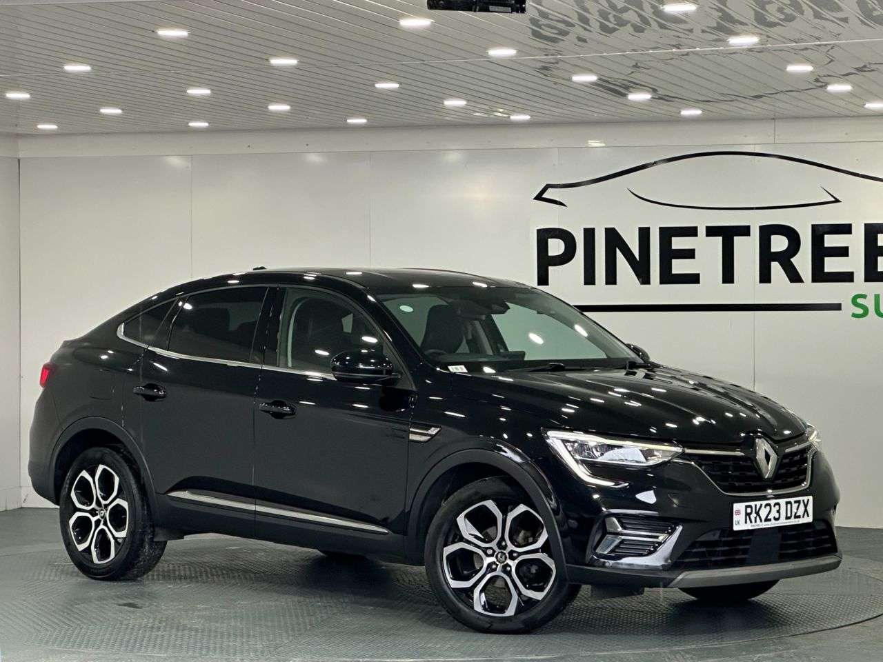 A 2023 RENAULT ARKANA 1.3 MHEV techno SUV 5dr Petrol EDC 2WD Euro 6 (s/s) (140 ps) A 2023 RENAULT ARKANA 1.3 MHEV techno SUV 5dr Petrol EDC 2WD Euro 6 (s/s) (140 ps)