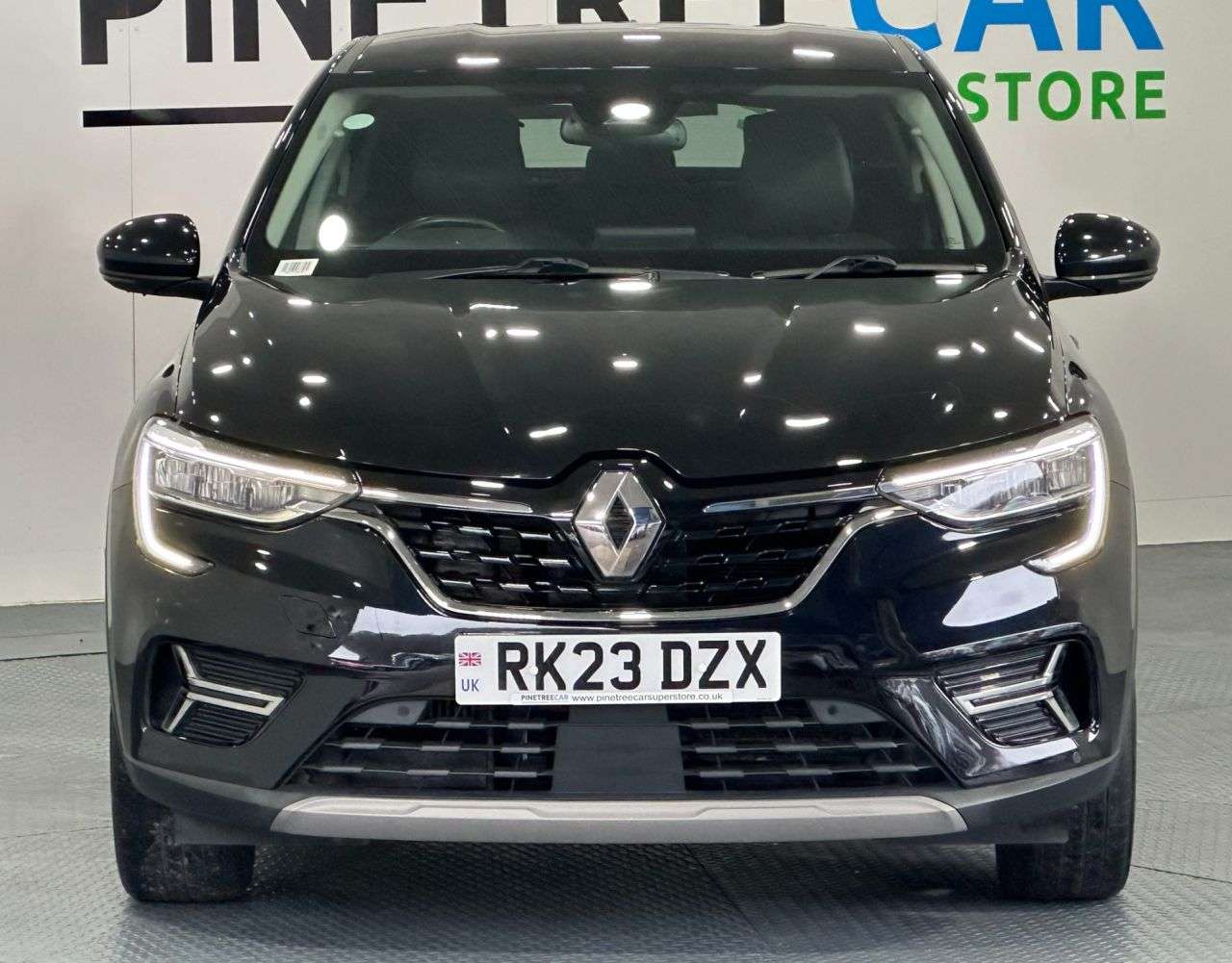 A 2023 RENAULT ARKANA 1.3 MHEV techno SUV 5dr Petrol EDC 2WD Euro 6 (s/s) (140 ps) A 2023 RENAULT ARKANA 1.3 MHEV techno SUV 5dr Petrol EDC 2WD Euro 6 (s/s) (140 ps)