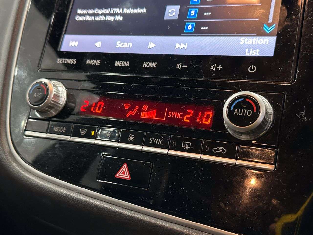 2019 MITSUBISHI OUTLANDER 2019 MITSUBISHI OUTLANDER