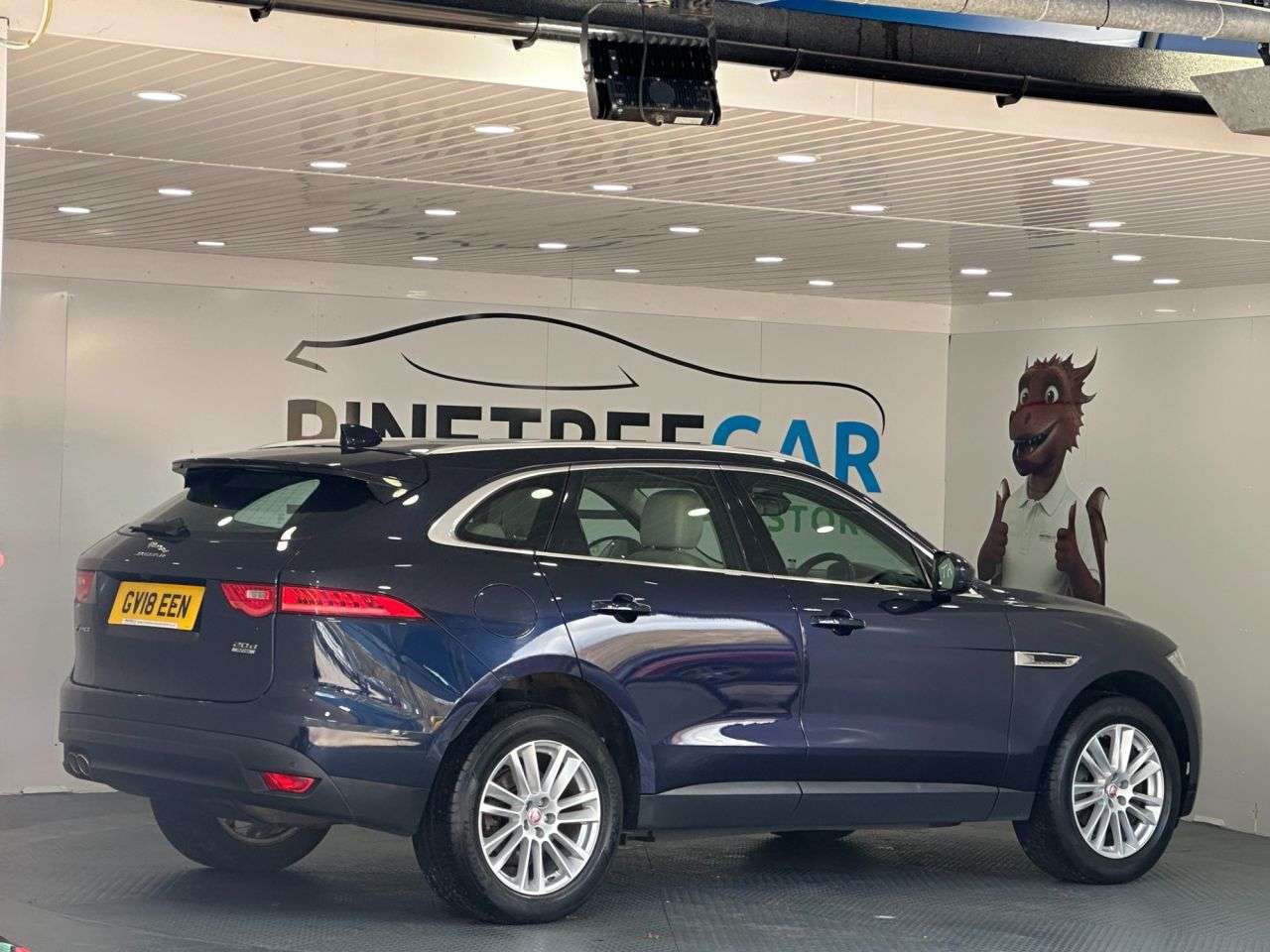 2018 JAGUAR F-PACE 2018 JAGUAR F-PACE