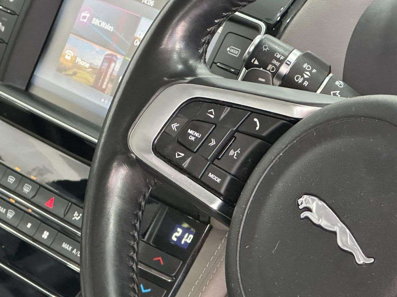 2018 JAGUAR F-PACE 2018 JAGUAR F-PACE