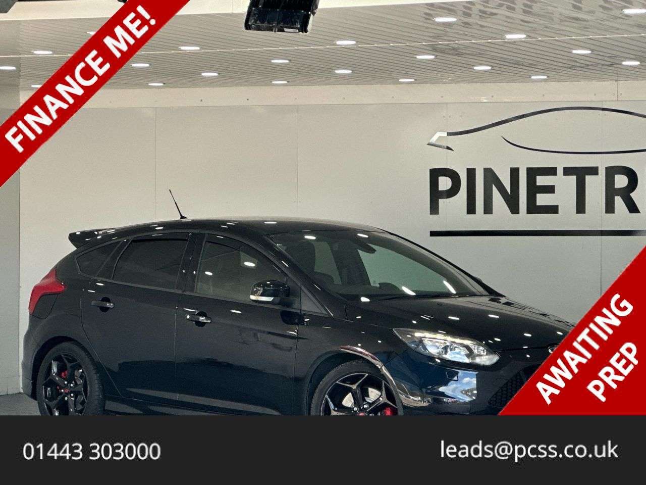 A 2014 FORD FOCUS 2.0T EcoBoost ST-3 Hatchback 5dr Petrol Manual Euro 5 (s/s) (250 ps) A 2014 FORD FOCUS 2.0T EcoBoost ST-3 Hatchback 5dr Petrol Manual Euro 5 (s/s) (250 ps)