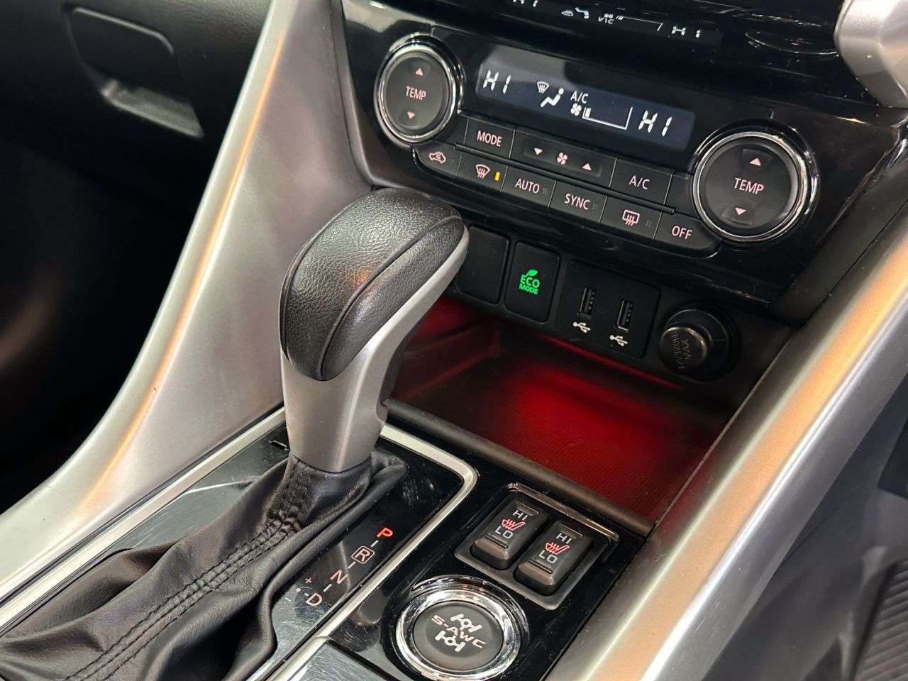 2018 MITSUBISHI ECLIPSE CROSS 2018 MITSUBISHI ECLIPSE CROSS