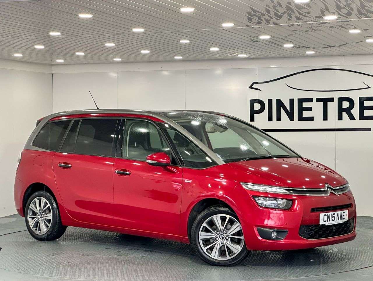 A 2015 CITROEN GRAND C4 PICASSO 1.6 e-HDi Exclusive+ MPV 5dr Diesel Manual Euro 5 (s/s) (115 ps) A 2015 CITROEN GRAND C4 PICASSO 1.6 e-HDi Exclusive+ MPV 5dr Diesel Manual Euro 5 (s/s) (115 ps)