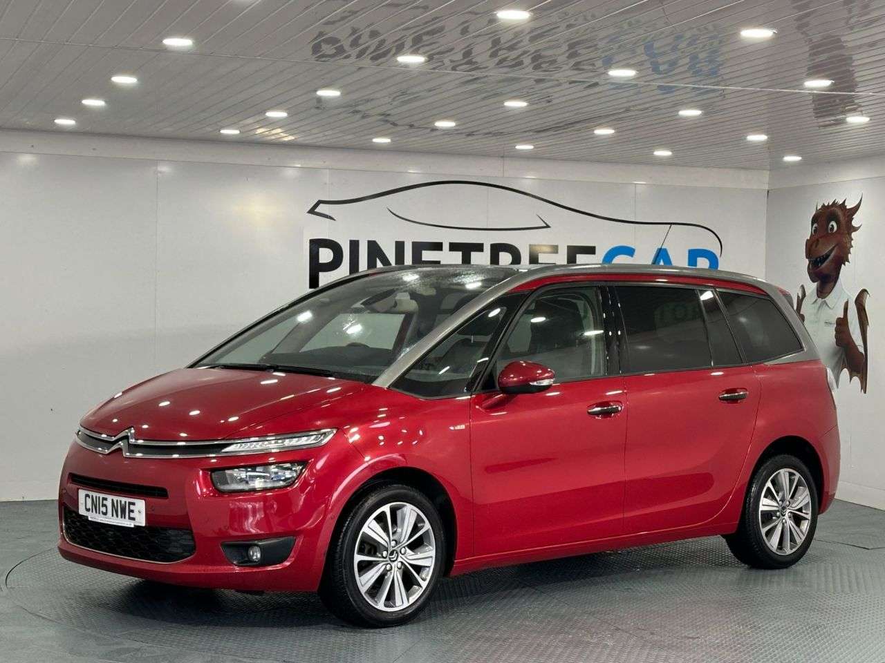 A 2015 CITROEN GRAND C4 PICASSO 1.6 e-HDi Exclusive+ MPV 5dr Diesel Manual Euro 5 (s/s) (115 ps) A 2015 CITROEN GRAND C4 PICASSO 1.6 e-HDi Exclusive+ MPV 5dr Diesel Manual Euro 5 (s/s) (115 ps)