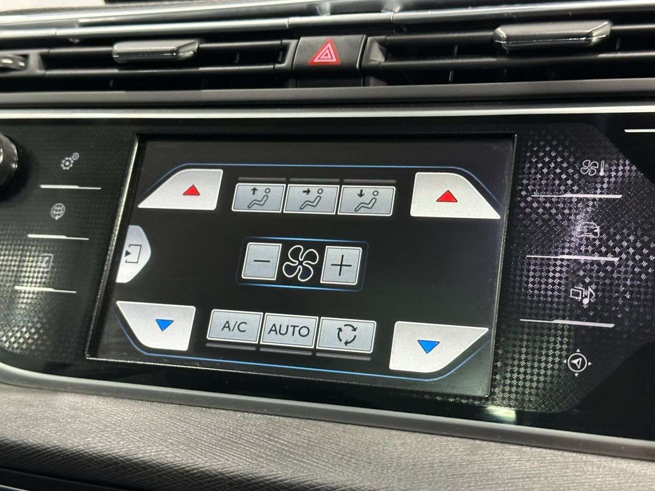 2015 CITROEN GRAND C4 PICASSO 2015 CITROEN GRAND C4 PICASSO