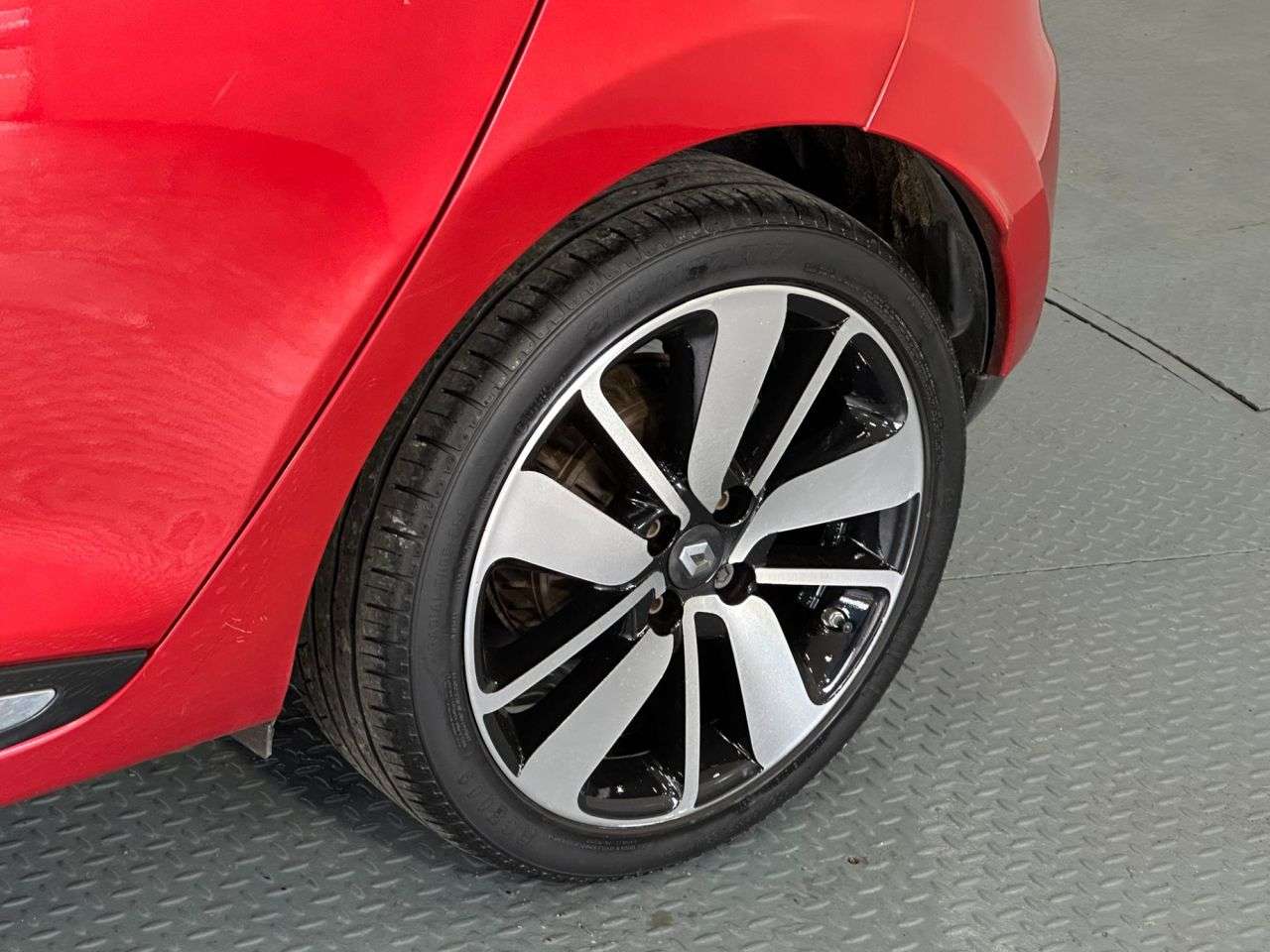 2015 RENAULT CLIO 2015 RENAULT CLIO