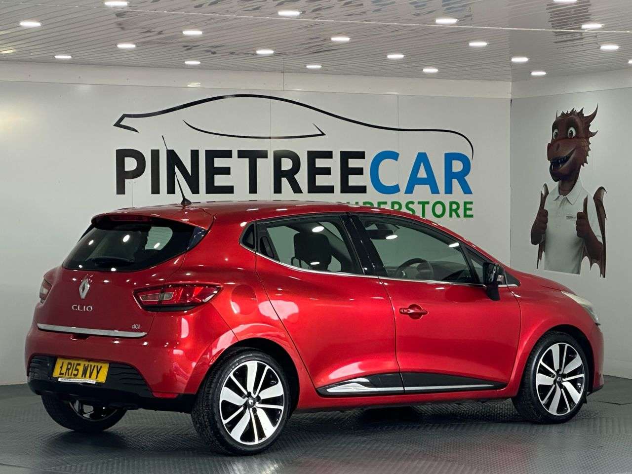 2015 RENAULT CLIO 2015 RENAULT CLIO