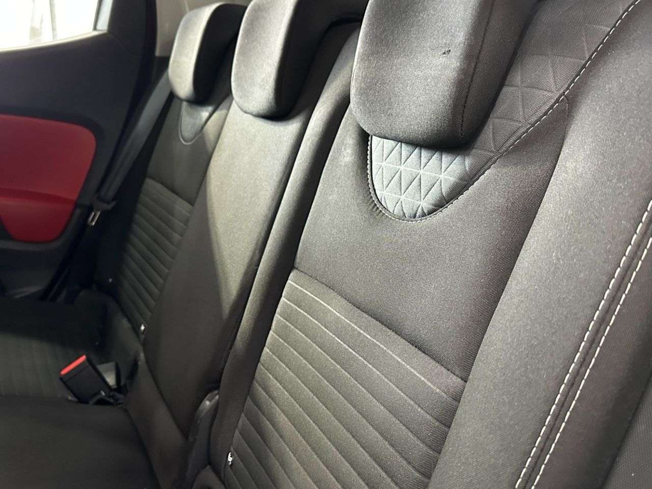 2015 RENAULT CLIO 2015 RENAULT CLIO