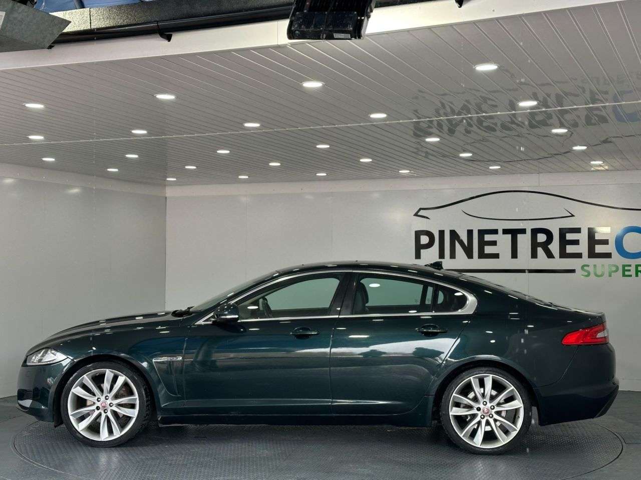 2015 JAGUAR XF 2015 JAGUAR XF