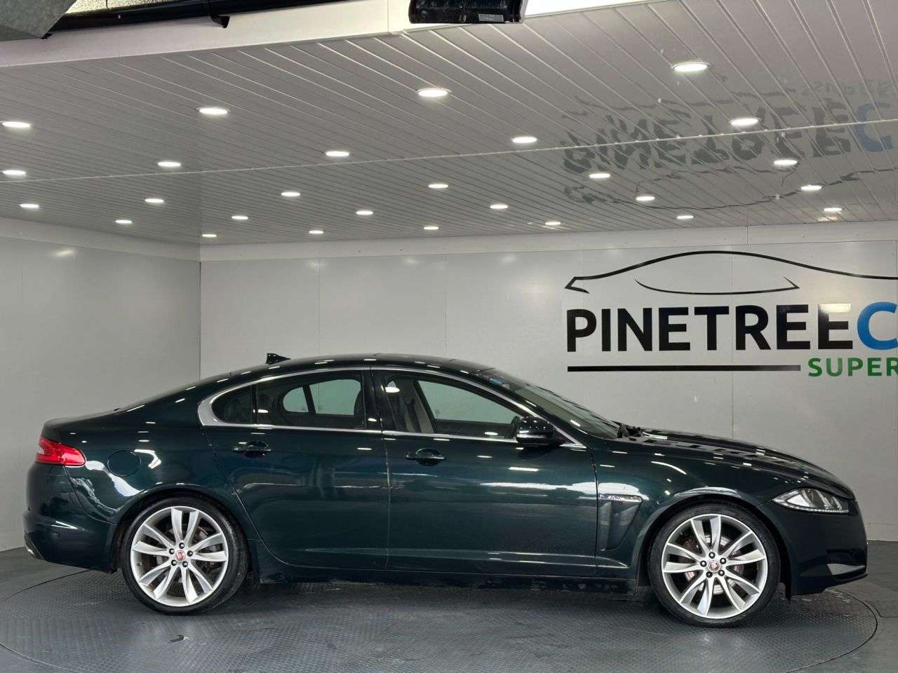 2015 JAGUAR XF 2015 JAGUAR XF