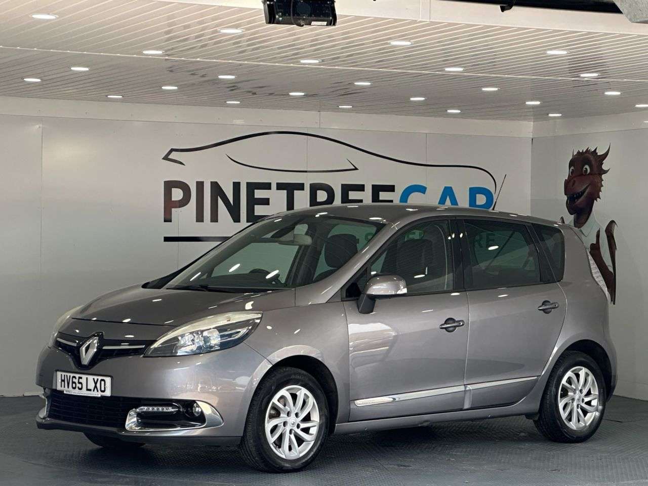 A 2015 RENAULT SCENIC 1.5 dCi Dynamique Nav MPV 5dr Diesel Manual Euro 6 (s/s) (110 ps) A 2015 RENAULT SCENIC 1.5 dCi Dynamique Nav MPV 5dr Diesel Manual Euro 6 (s/s) (110 ps)