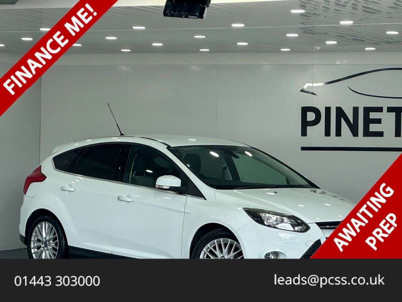 A 2013 FORD FOCUS 1.0T EcoBoost Zetec Hatchback 5dr Petrol Manual Euro 5 (s/s) (125 ps) A 2013 FORD FOCUS 1.0T EcoBoost Zetec Hatchback 5dr Petrol Manual Euro 5 (s/s) (125 ps)