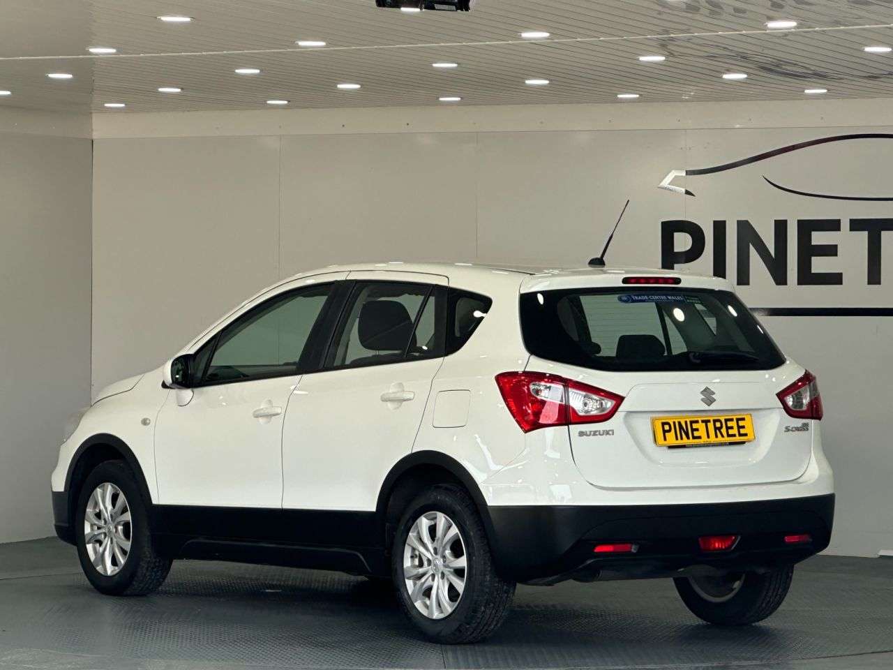 2016 SUZUKI SX4 S-CROSS 2016 SUZUKI SX4 S-CROSS