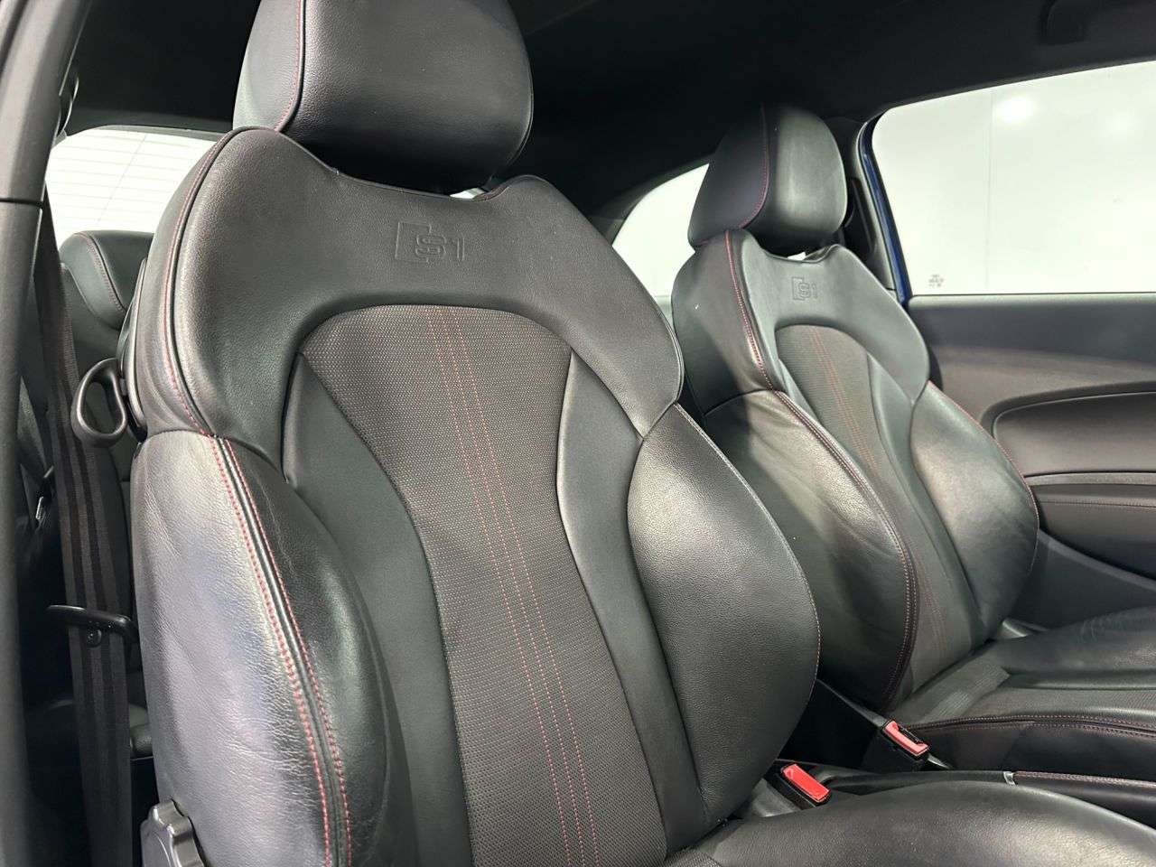 2017 AUDI S1 2017 AUDI S1