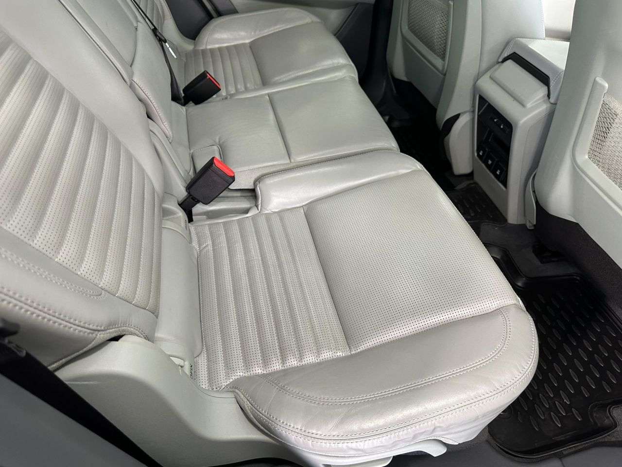 2019 LAND ROVER DISCOVERY SPORT 2019 LAND ROVER DISCOVERY SPORT