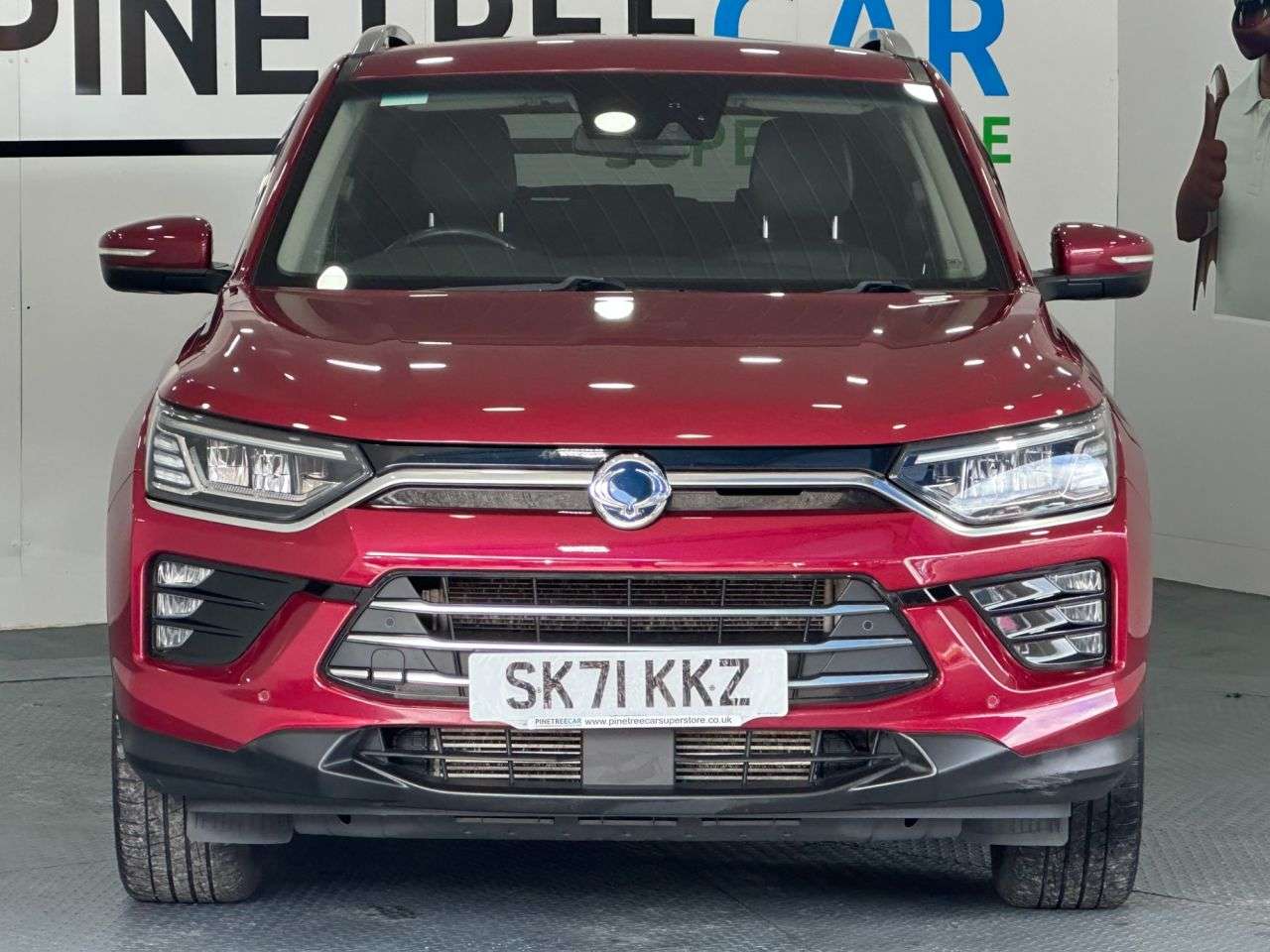 A 2021 SSANGYONG KORANDO 1.5 Ultimate SUV 5dr Petrol Manual Euro 6 (s/s) (163 ps) A 2021 SSANGYONG KORANDO 1.5 Ultimate SUV 5dr Petrol Manual Euro 6 (s/s) (163 ps)