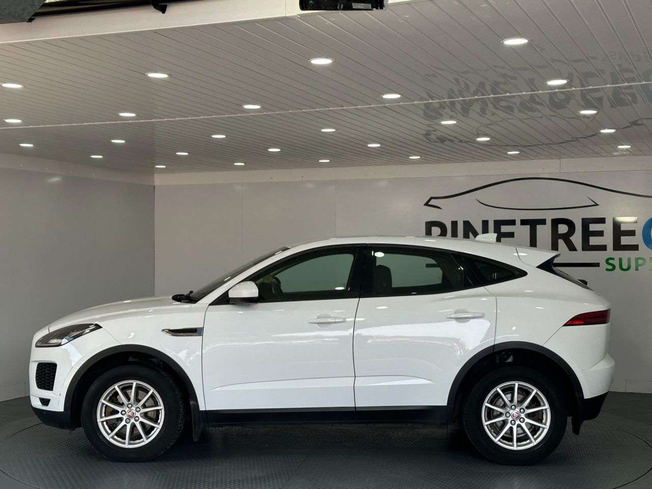 2018 JAGUAR E-PACE 2018 JAGUAR E-PACE