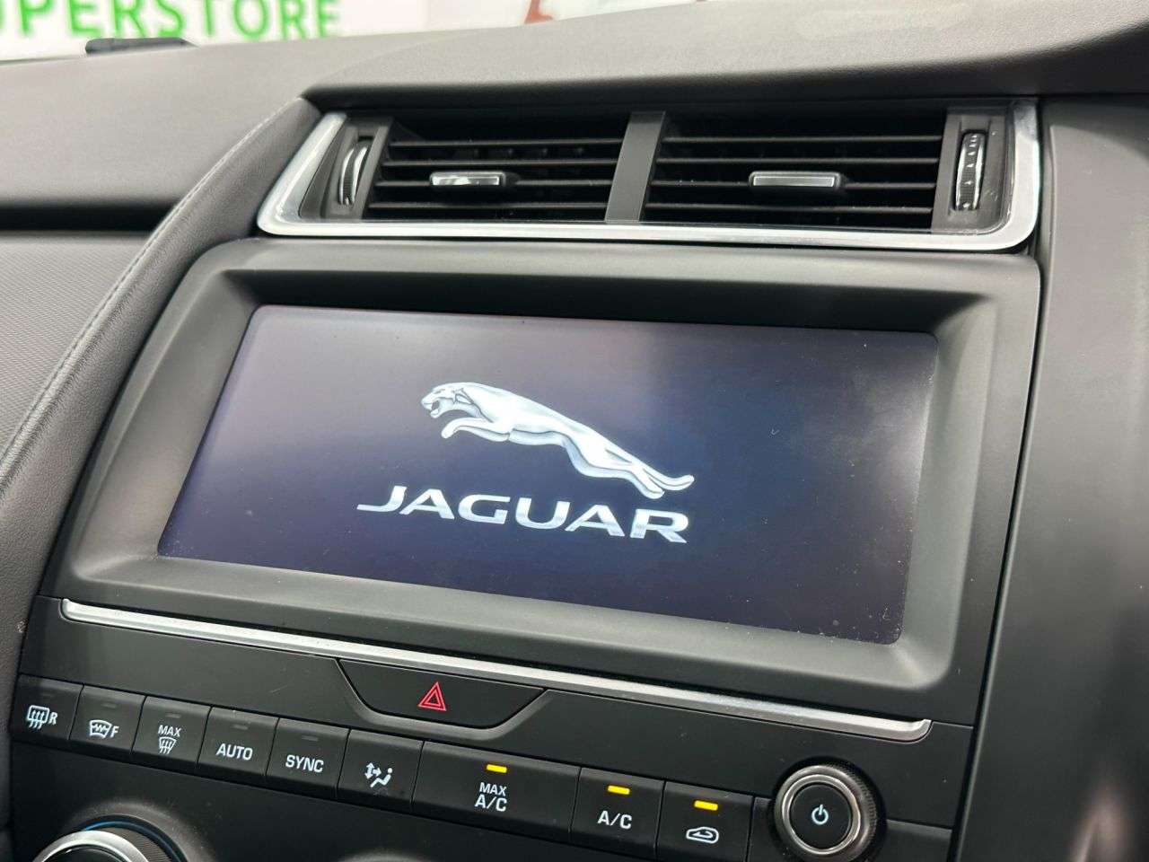 2018 JAGUAR E-PACE 2018 JAGUAR E-PACE