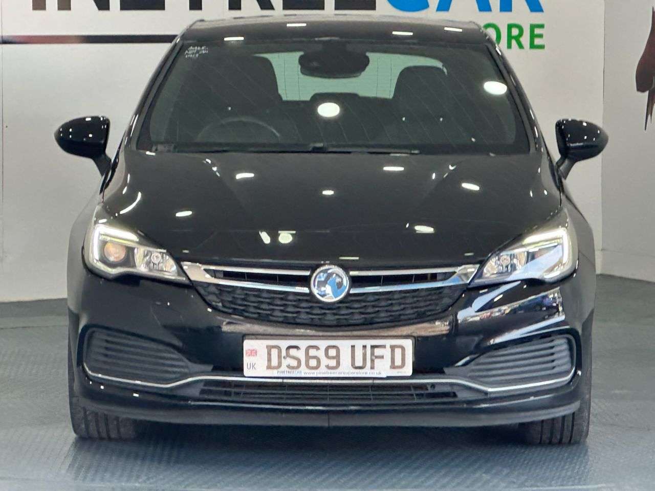 A 2019 VAUXHALL ASTRA 1.4i Turbo SRi VX Line Nav Hatchback 5dr Petrol Manual Euro 6 (s/s) (150 ps A 2019 VAUXHALL ASTRA 1.4i Turbo SRi VX Line Nav Hatchback 5dr Petrol Manual Euro 6 (s/s) (150 ps