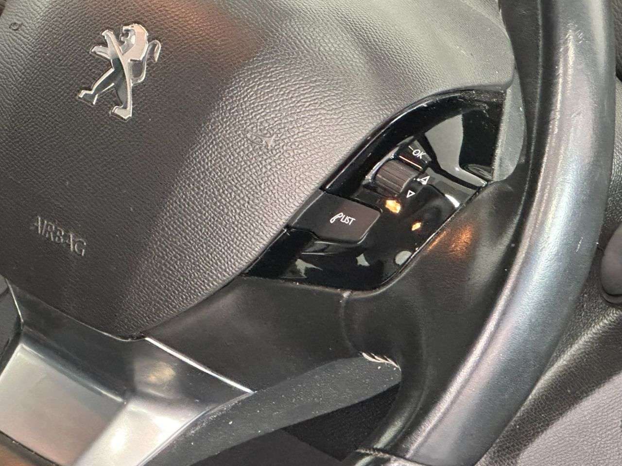 2019 PEUGEOT 308 2019 PEUGEOT 308