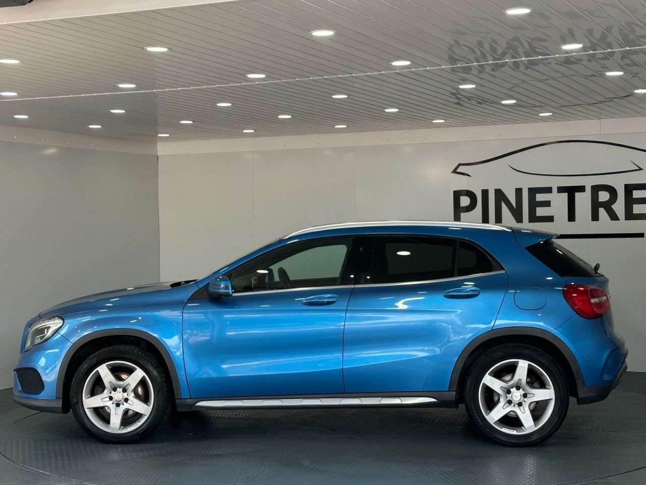 2015 MERCEDES-BENZ GLA 2015 MERCEDES-BENZ GLA