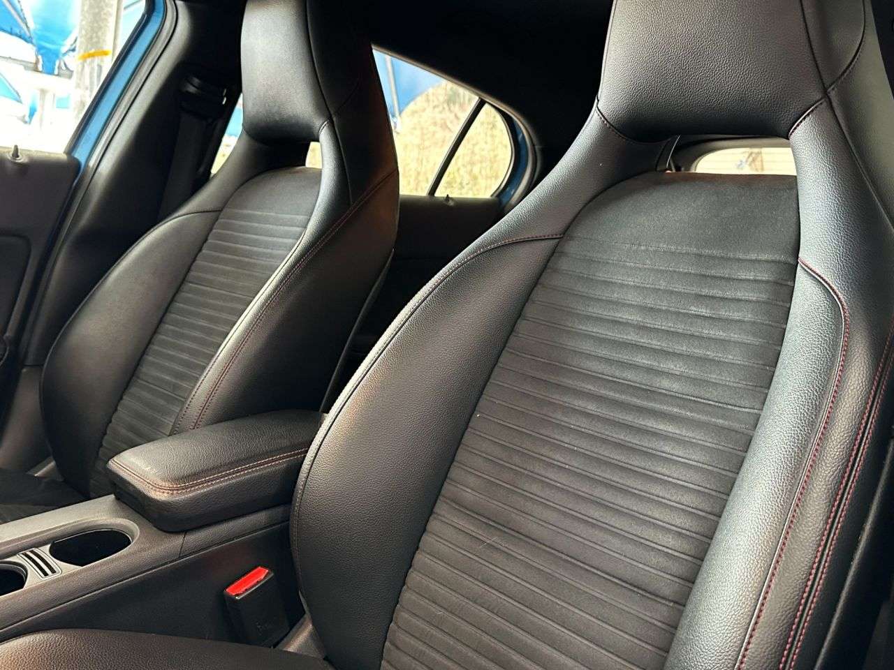 2015 MERCEDES-BENZ GLA 2015 MERCEDES-BENZ GLA