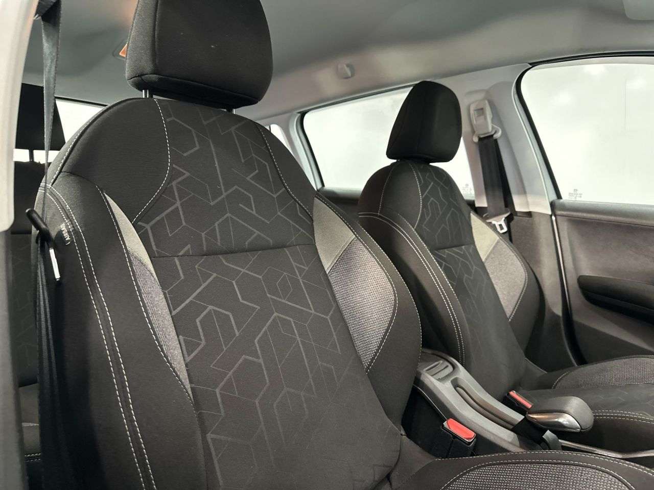 2019 PEUGEOT 2008 2019 PEUGEOT 2008