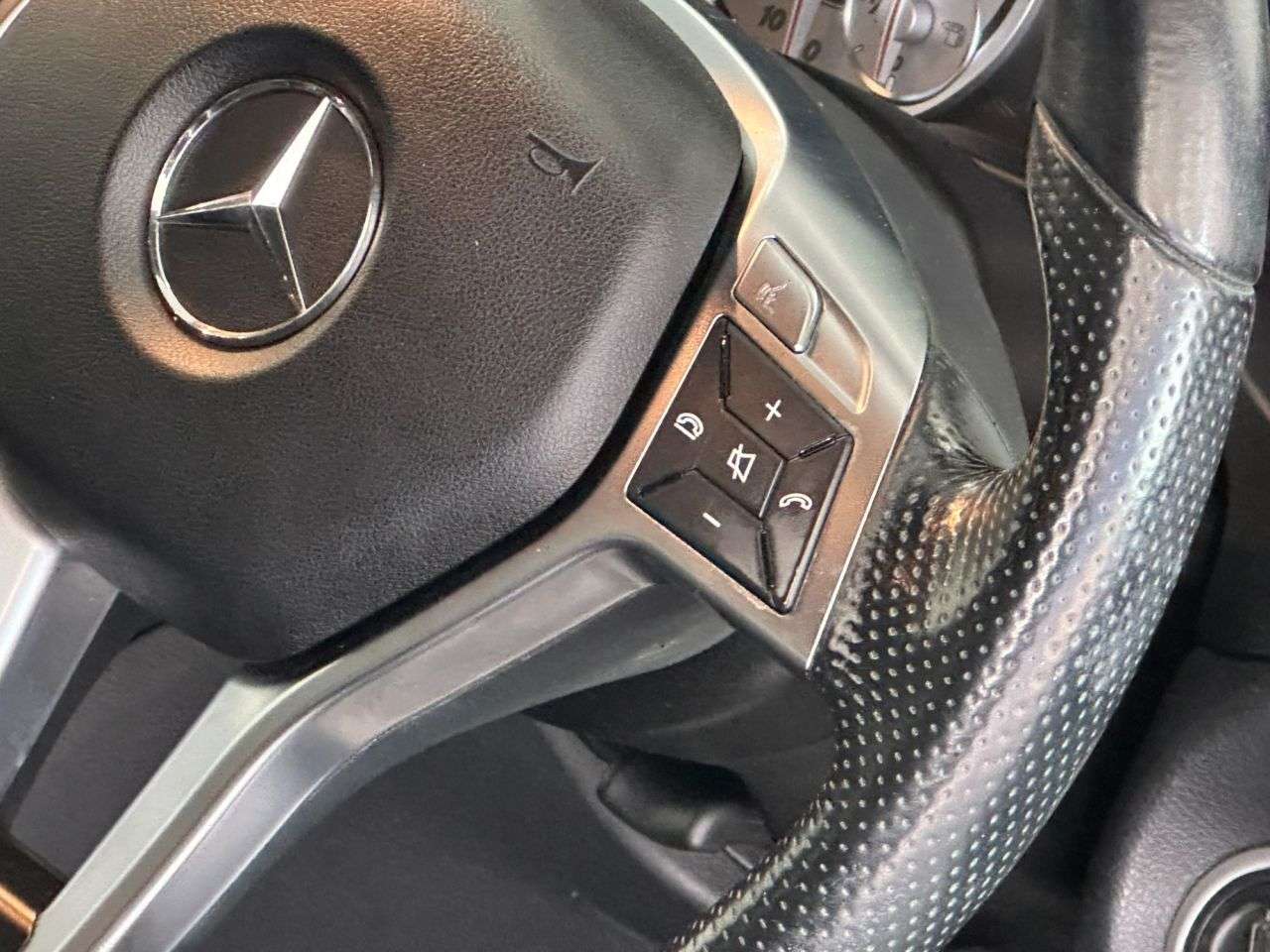 2013 MERCEDES-BENZ A-CLASS 2013 MERCEDES-BENZ A-CLASS