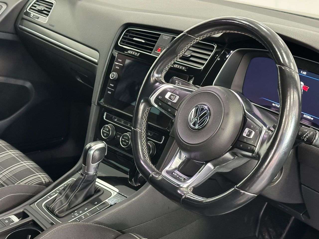 2018 VOLKSWAGEN GOLF 2018 VOLKSWAGEN GOLF