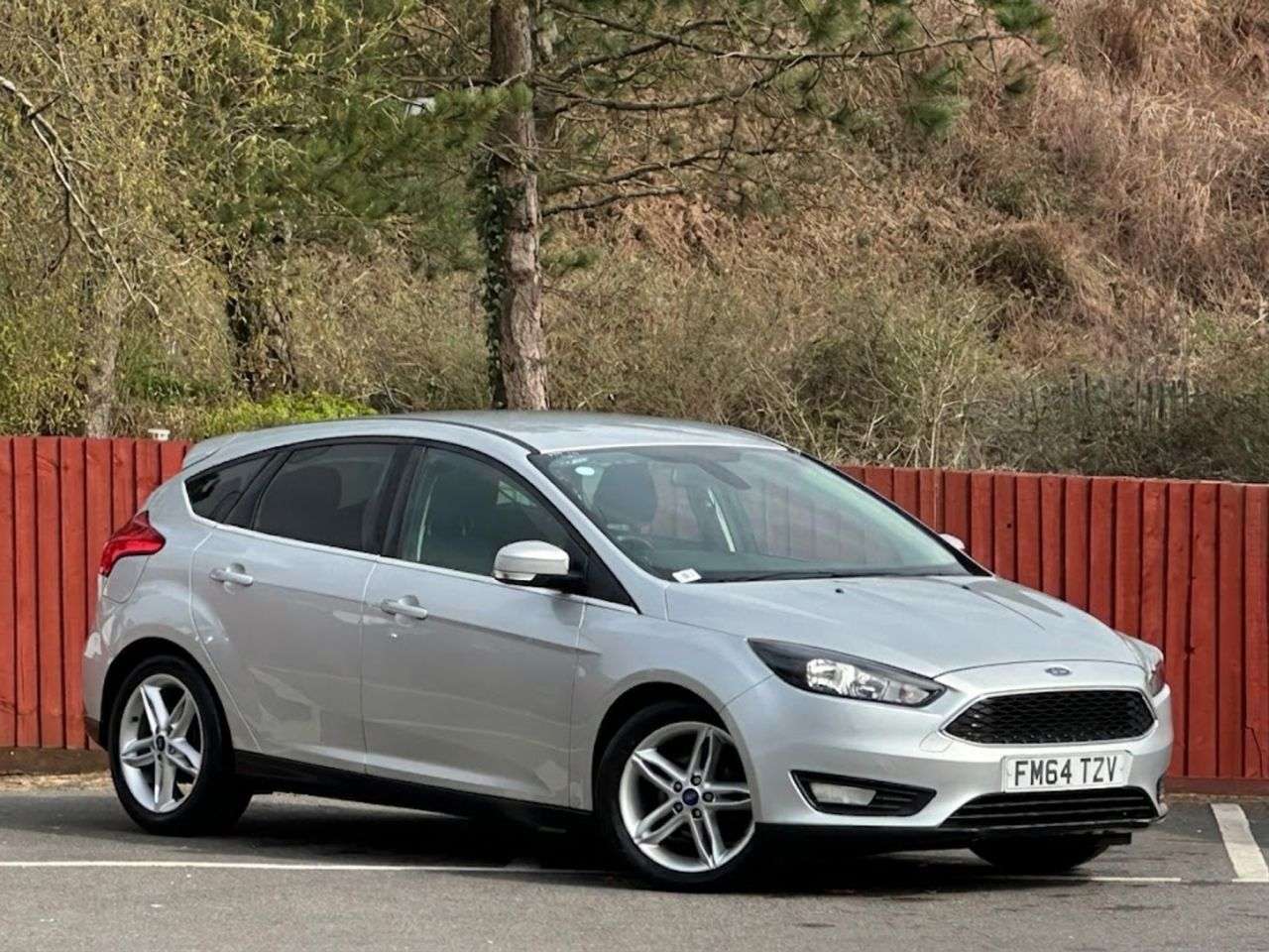 A 2015 FORD FOCUS 1.6 TDCi Zetec Hatchback 5dr Diesel Manual Euro 5 (s/s) (115 ps) A 2015 FORD FOCUS 1.6 TDCi Zetec Hatchback 5dr Diesel Manual Euro 5 (s/s) (115 ps)