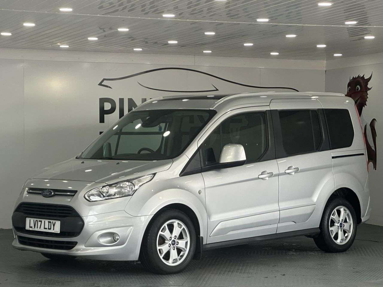 A 2017 FORD TOURNEO CONNECT 1.5 TDCi Titanium MPV 5dr Diesel Manual Euro 6 (s/s) (120 ps) A 2017 FORD TOURNEO CONNECT 1.5 TDCi Titanium MPV 5dr Diesel Manual Euro 6 (s/s) (120 ps)