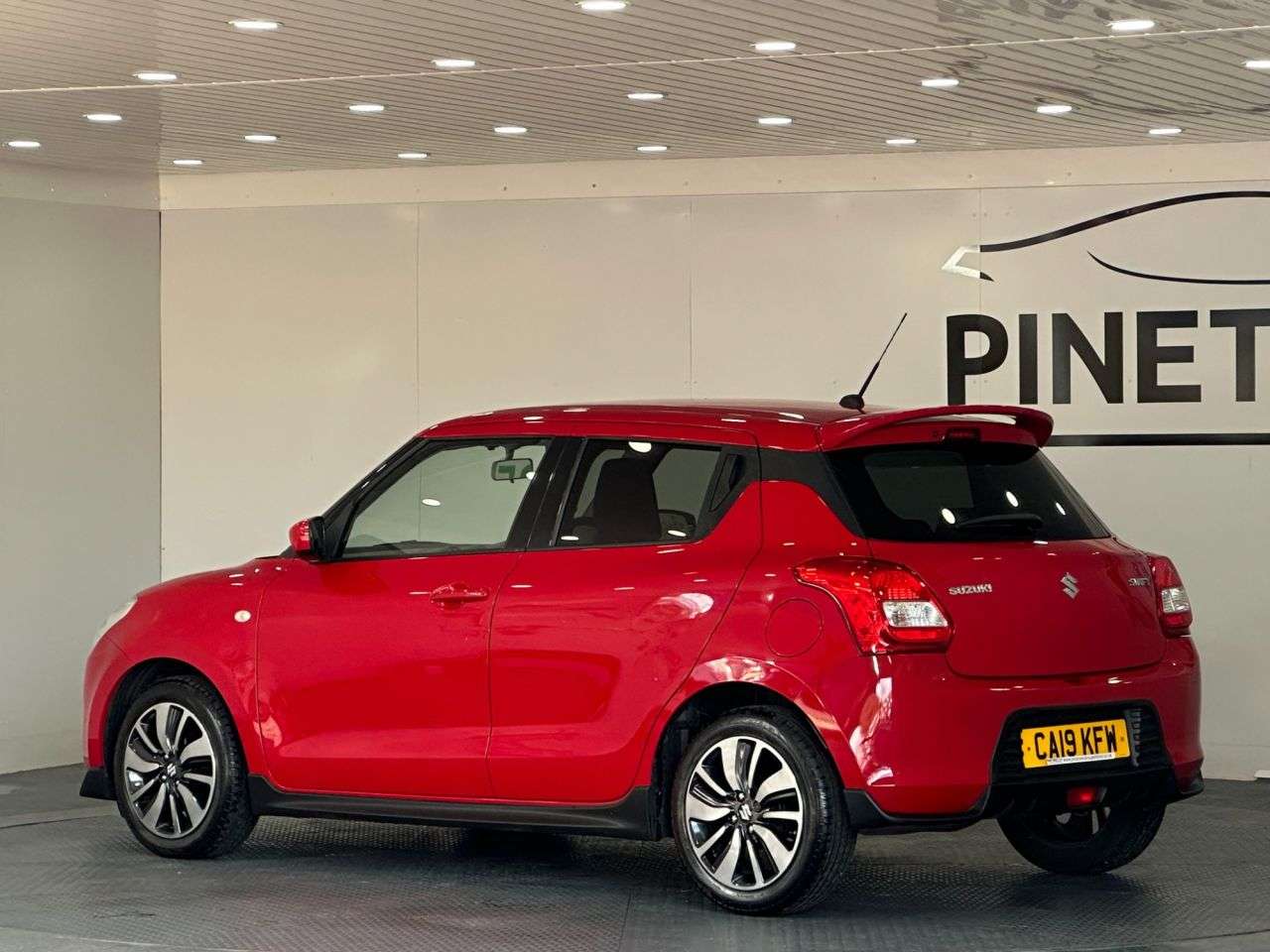 2019 SUZUKI SWIFT 2019 SUZUKI SWIFT