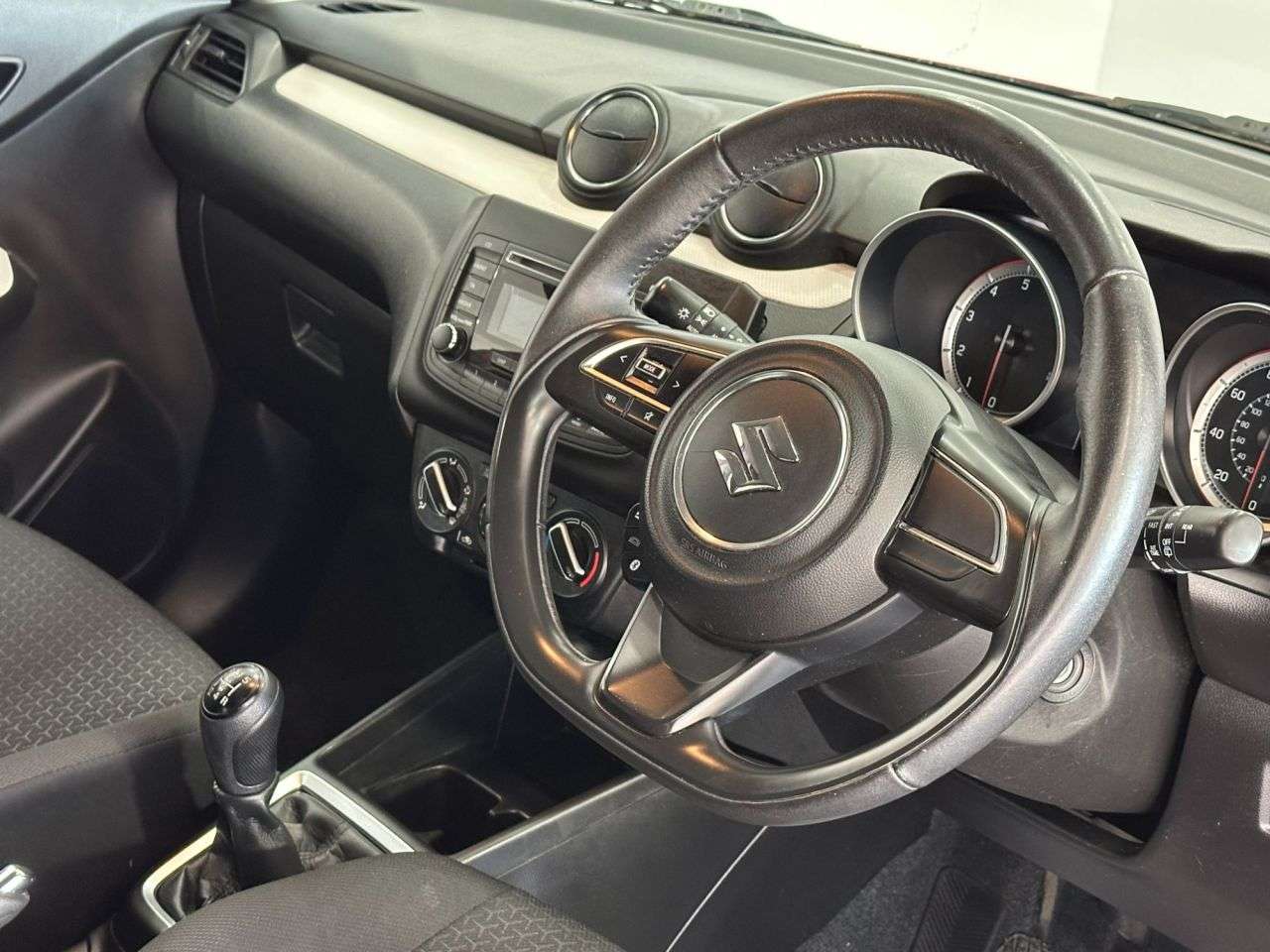 2019 SUZUKI SWIFT 2019 SUZUKI SWIFT