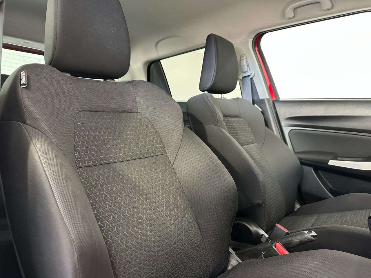 2019 SUZUKI SWIFT 2019 SUZUKI SWIFT