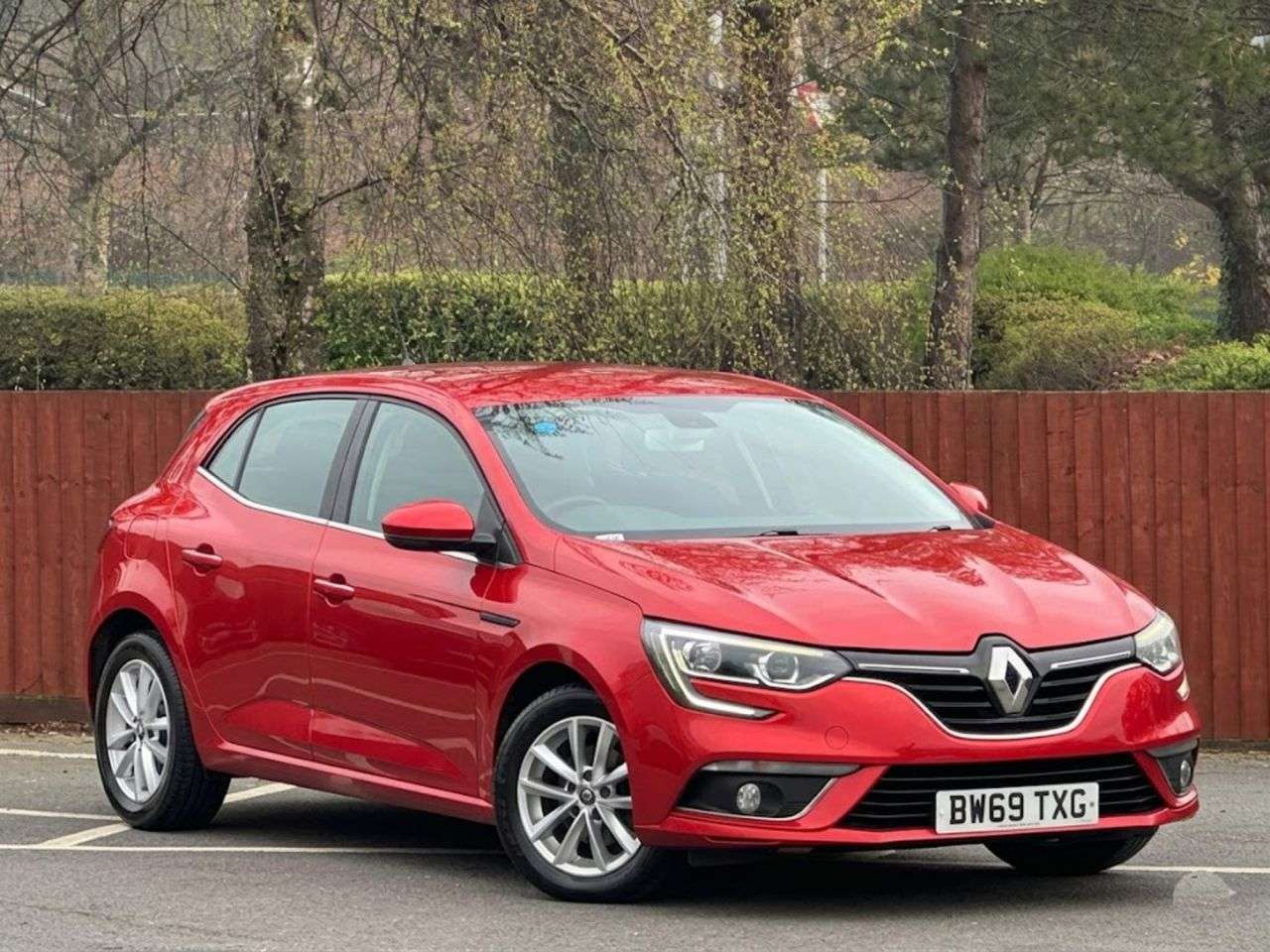 A 2019 RENAULT MEGANE 1.3 TCe Play Hatchback 5dr Petrol Manual Euro 6 (s/s) (140 ps) A 2019 RENAULT MEGANE 1.3 TCe Play Hatchback 5dr Petrol Manual Euro 6 (s/s) (140 ps)