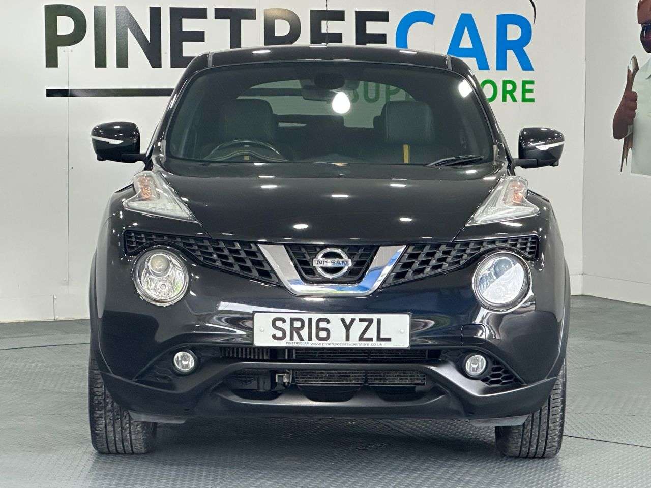 A 2016 NISSAN JUKE 1.5 dCi Tekna SUV 5dr Diesel Manual Euro 6 (s/s) (110 ps) A 2016 NISSAN JUKE 1.5 dCi Tekna SUV 5dr Diesel Manual Euro 6 (s/s) (110 ps)