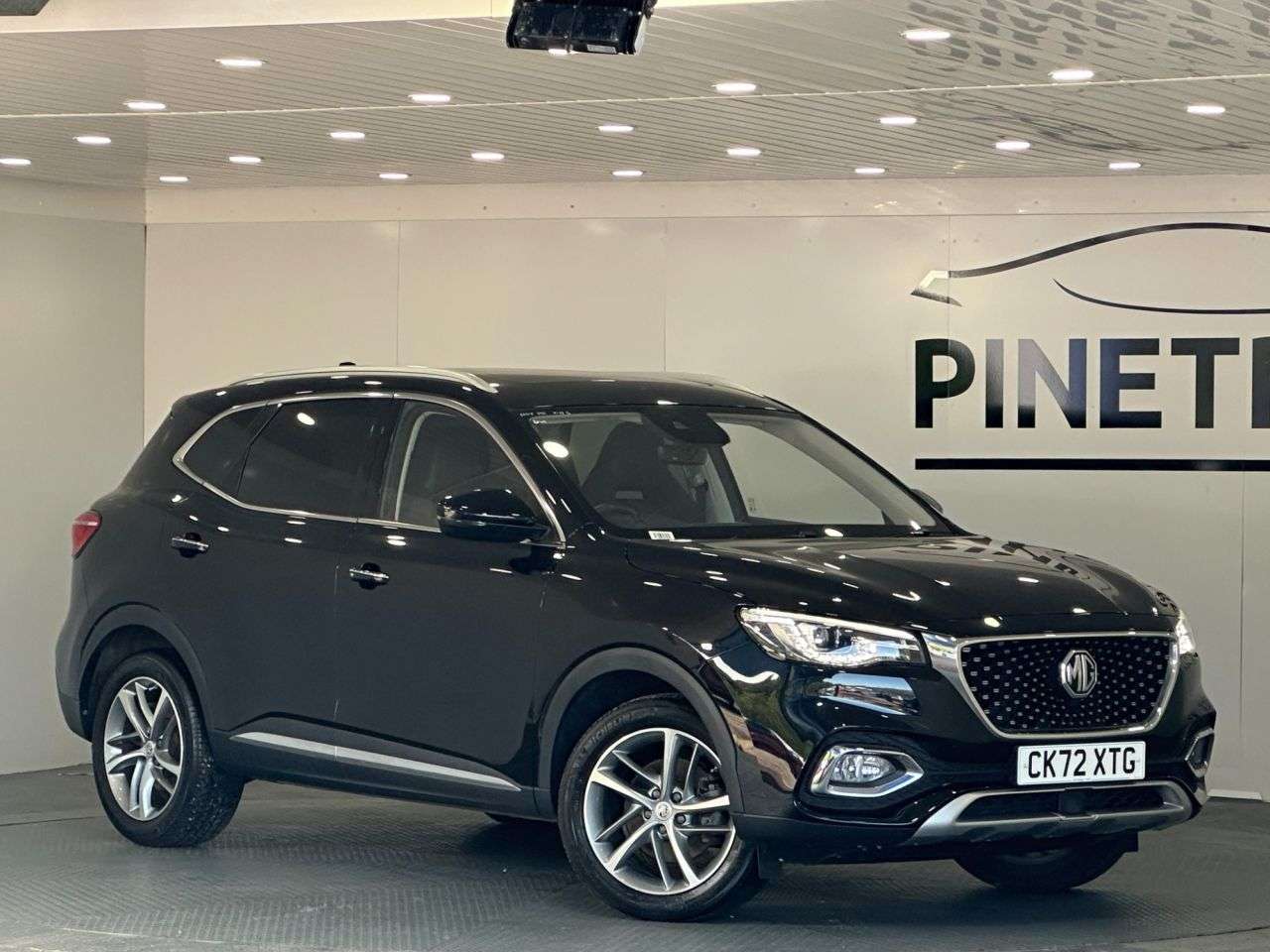 A 2022 MG MG HS 1.5 T-GDI Exclusive SUV 5dr Petrol Manual Euro 6 (s/s) (162 ps) A 2022 MG MG HS 1.5 T-GDI Exclusive SUV 5dr Petrol Manual Euro 6 (s/s) (162 ps)