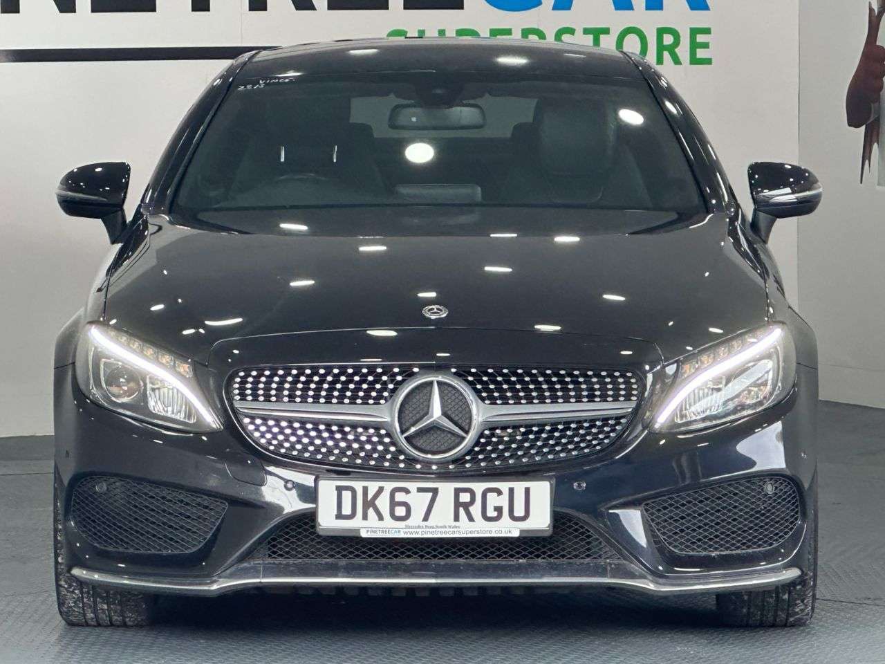 A 2017 MERCEDES-BENZ C-CLASS 2.1 C220d AMG Line (Premium) Coupe 2dr Diesel G-Tronic+ Euro 6 (s/s) (170 p A 2017 MERCEDES-BENZ C-CLASS 2.1 C220d AMG Line (Premium) Coupe 2dr Diesel G-Tronic+ Euro 6 (s/s) (170 p